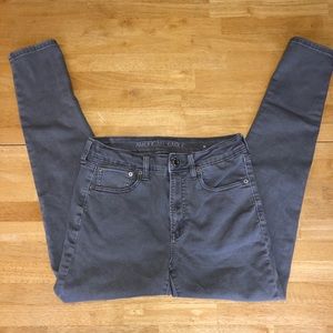 American Eagle High Waisted Grey Jeggings